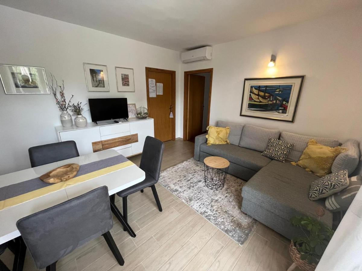 Apartmani Anica Risika Eksteriør bilde