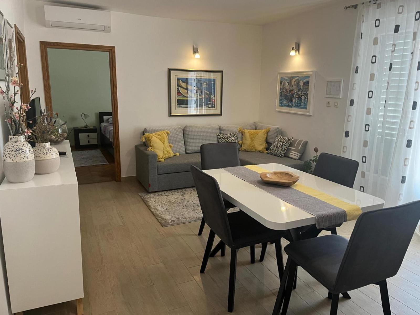 Apartmani Anica Risika Eksteriør bilde